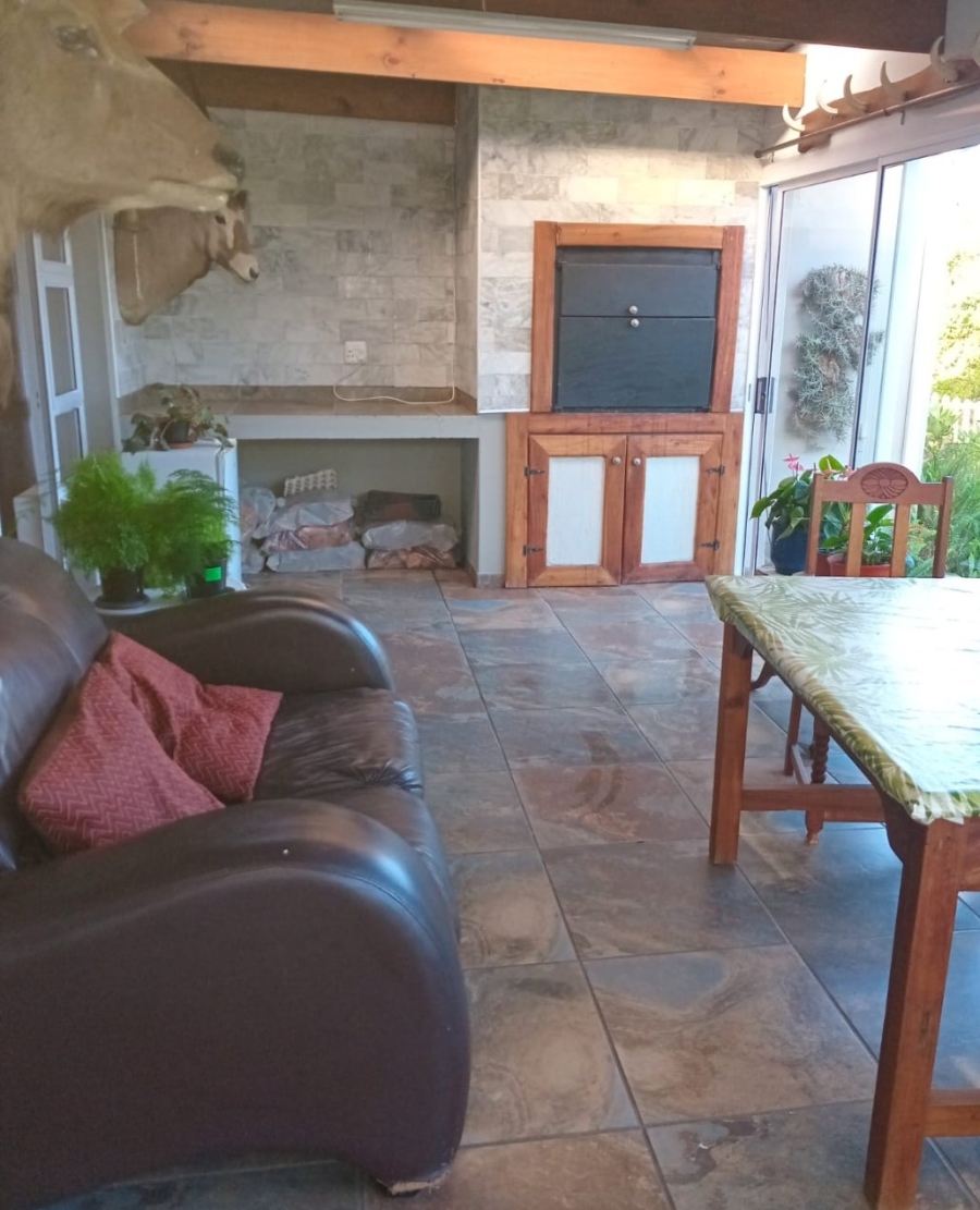 4 Bedroom Property for Sale in Kraaibosch Country Estate Western Cape
